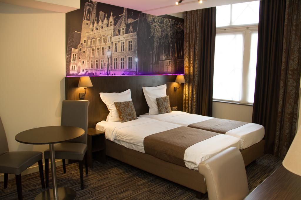 Hotel Golden Tree